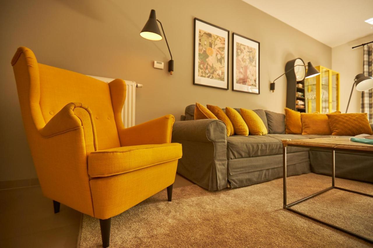 Вілла Seayou Yellow House Роґово Екстер'єр фото