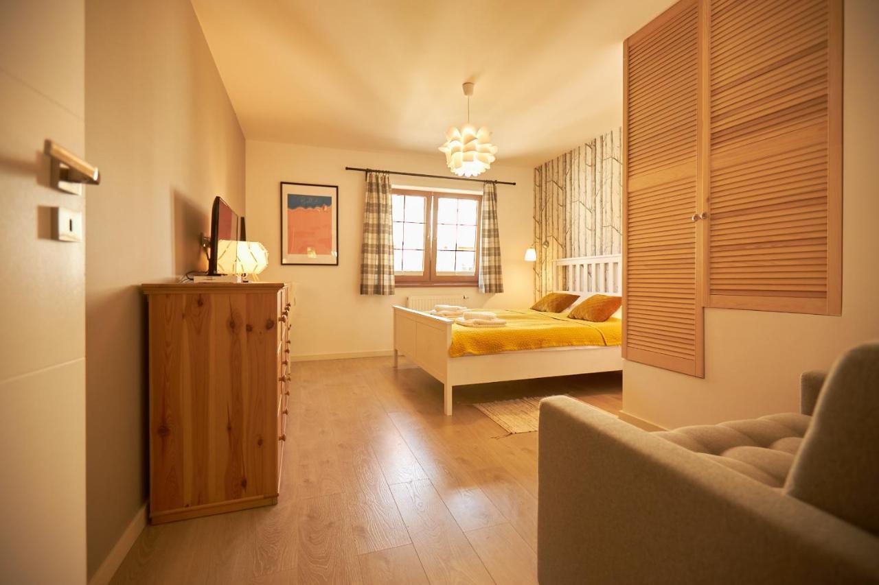 Вілла Seayou Yellow House Роґово Екстер'єр фото