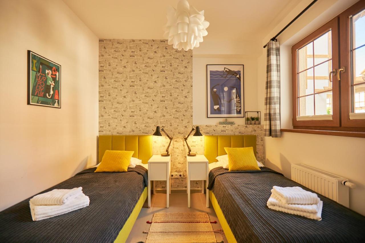 Вілла Seayou Yellow House Роґово Екстер'єр фото